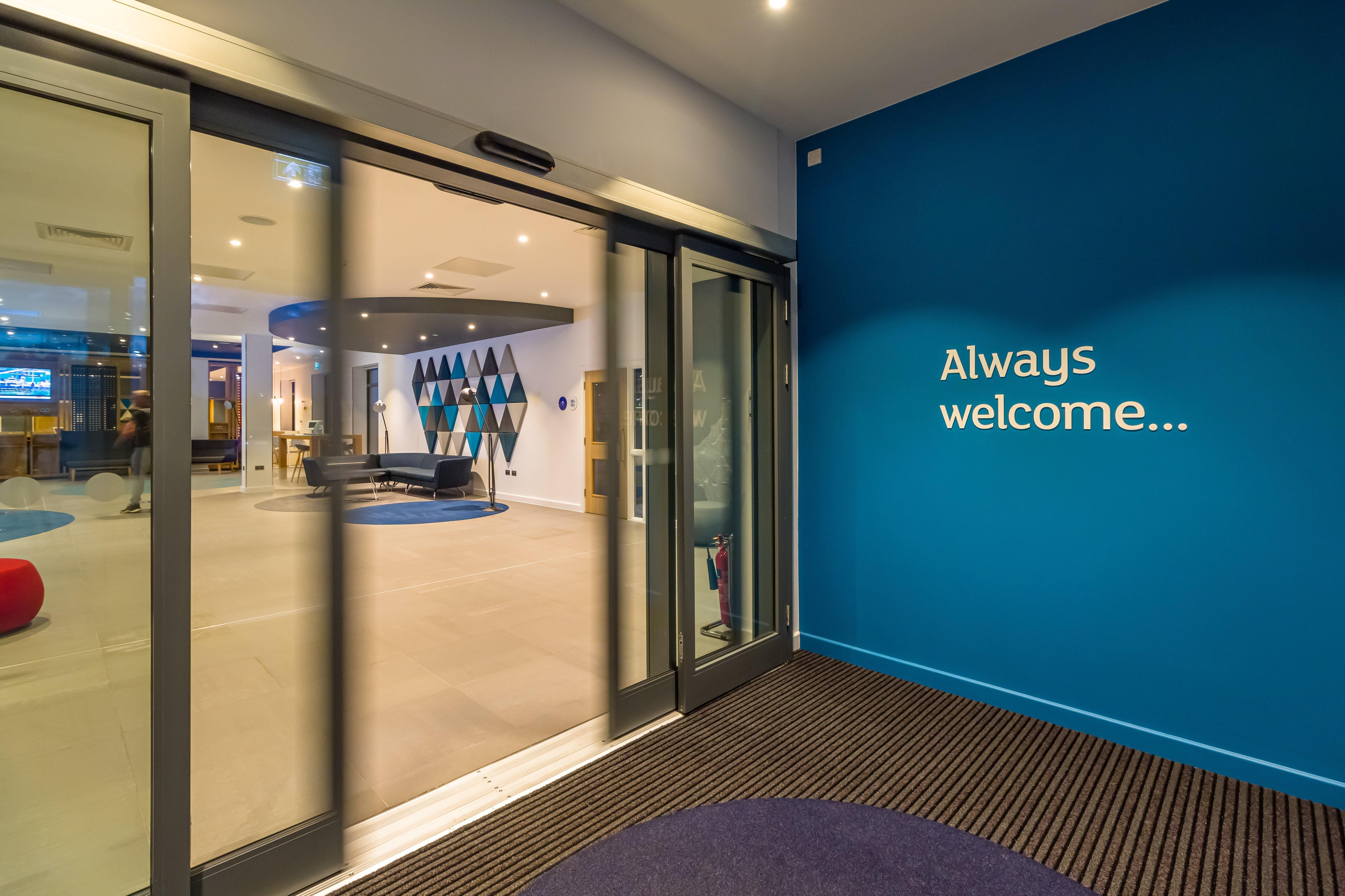 Holiday Inn Express - Bodmin - Victoria Junction By Ihg Eksteriør bilde